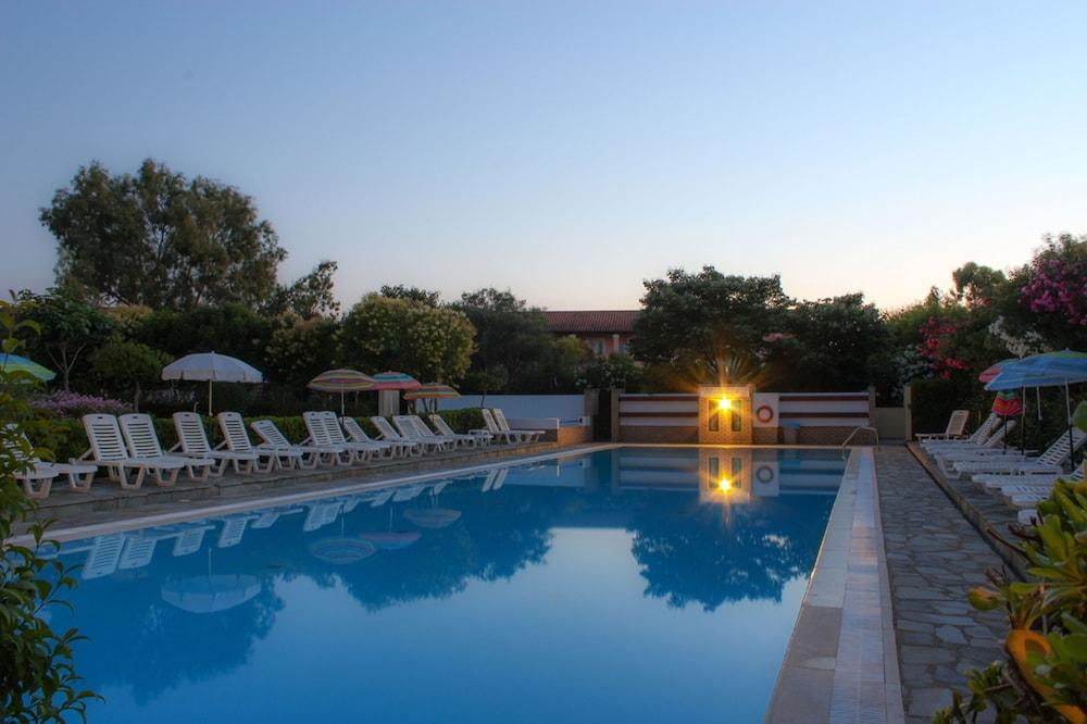 Nireas Resort Corfu Akharavi Extérieur photo