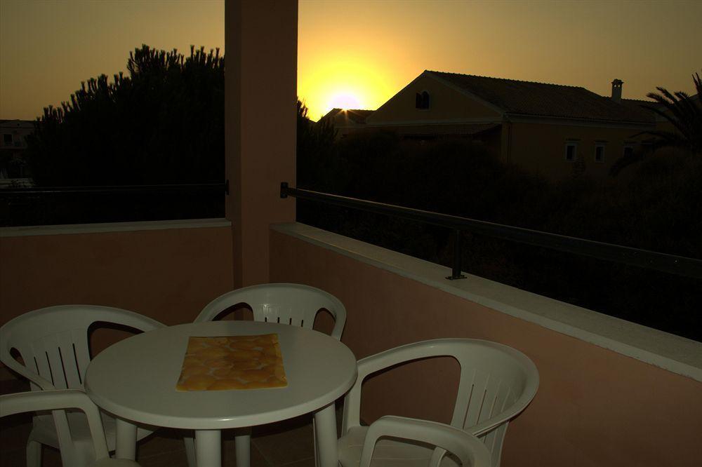 Nireas Resort Corfu Akharavi Extérieur photo